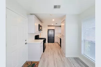 3610 Honey Creek Drive, Sugar Land, TX 77478 - Photo 19