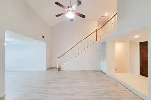 3610 Honey Creek Dr, Sugar Land, TX 77478 - Photo 13