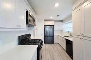 3610 Honey Creek Dr, Sugar Land, TX 77478 - Photo 21