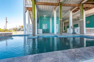 1640 Windsong Way, Tiki Island, TX 77554 - Photo 33