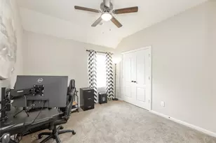 19315 S Cottonwood Green Ln, Cypress, TX 77433 - Photo 33