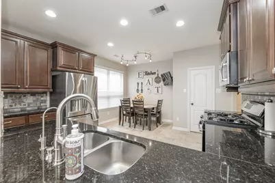 19315 S Cottonwood Green Lane, Cypress, TX 77433 - Photo 9