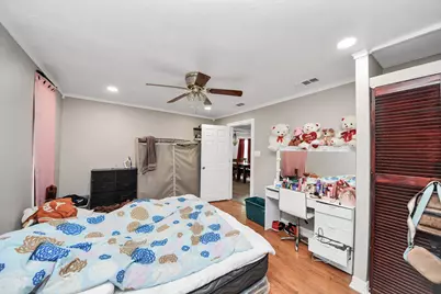 7913 Henson Street, Houston, TX 77028 - Photo 27