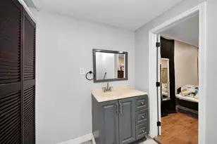 7913 Henson St, Houston, TX 77028 - Photo 31
