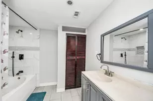 7913 Henson St, Houston, TX 77028 - Photo 29