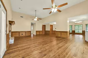 2525 40th Ave N, Texas City, TX 77590 - Photo 13