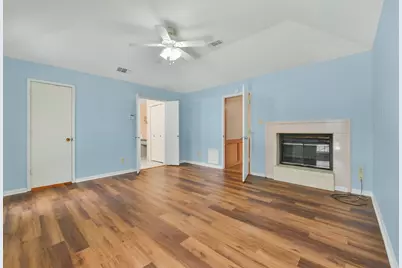 2525 40th Avenue N, Texas City, TX 77590 - Photo 19