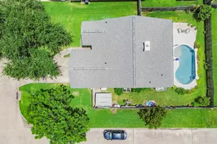 2525 40th Ave N, Texas City, TX 77590 - Photo 3