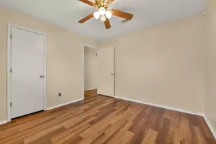 2525 40th Ave N, Texas City, TX 77590 - Photo 25
