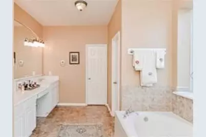 10711 Bowden Chase Drive, Spring, TX 77379 - Photo 15