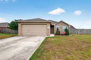 15210 Victoria, Baytown, TX 77523 - Photo 1