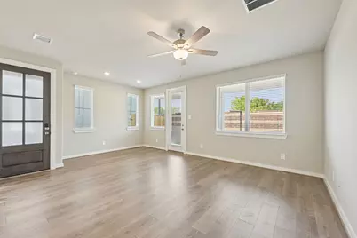 3223 Quiet Sunset Drive, Houston, TX 77080 - Photo 13