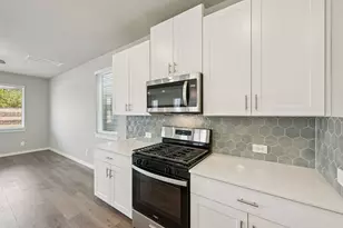 3223 Quiet Sunset Dr, Houston, TX 77080 - Photo 11