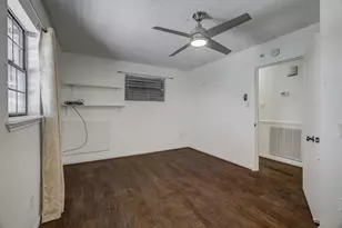 2128 59th St, Galveston, TX 77551 - Photo 27