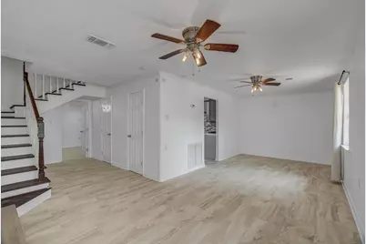 2128 59th Street, Galveston, TX 77551 - Photo 15