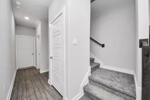 8505 Rising Stream Dr, Houston, TX 77063 - Photo 37