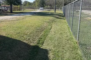 1032 Rd 3570, Cleveland, TX 77327 - Photo 7