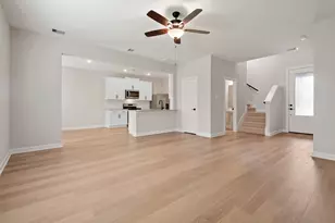 21516 Bluebonnet Bay Dr, Magnolia, TX 77354 - Photo 5