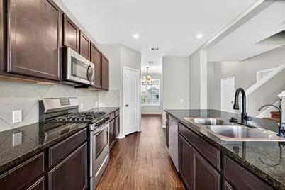 7518 Keys Creek Court, Richmond, TX 77469 - Photo 13