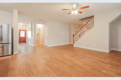 553 Small Cedar Drive, League City, TX 77573 - Photo 5