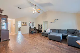 2506 Sherwood Hollow Ln, Houston, TX 77339 - Photo 7