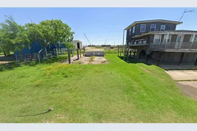 1122 Gulfview Street, Freeport, TX 77541 - Photo 1