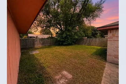 6902 Feather Creek Drive, Houston, TX 77086 - Photo 13