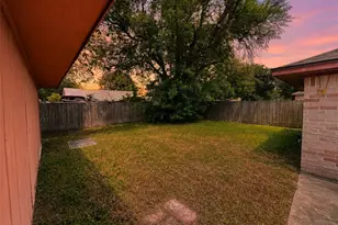 6902 Feather Creek Dr, Houston, TX 77086 - Photo 13