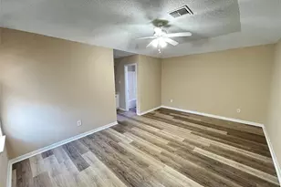 6902 Feather Creek Dr, Houston, TX 77086 - Photo 9