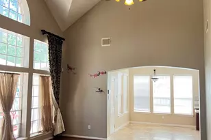 66 Driftoak Cir, The Woodlands, TX 77381 - Photo 11