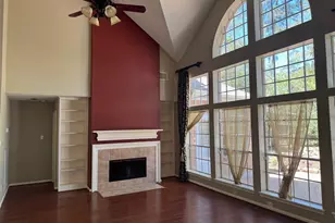 66 Driftoak Cir, The Woodlands, TX 77381 - Photo 9