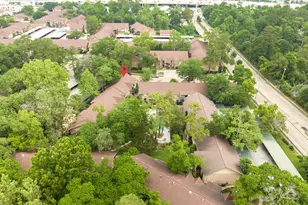 8229 Kingsbrook Rd, Houston, TX 77024 - Photo 39