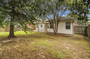 32019 Sue Ln, Pinehurst, TX 77362 - Photo 23