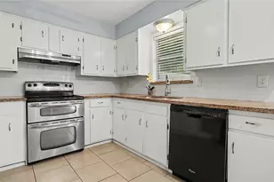 4210 Cork Ln, Deer Park, TX 77536 - Photo 9