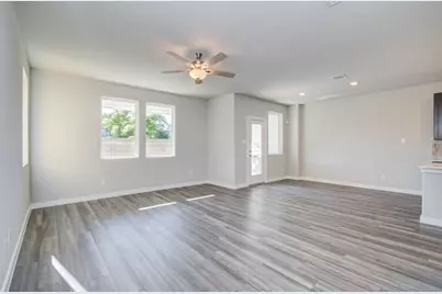 3112 Valley Peak Drive, Houston, TX 77063 - Photo 3