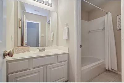 10003 Briarpark Trail Lane, Houston, TX 77064 - Photo 25