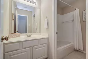10003 Briarpark Trail Ln, Houston, TX 77064 - Photo 25