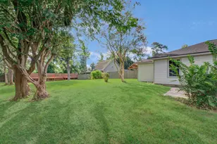 13221 Candlewick St, Houston, TX 77015 - Photo 29