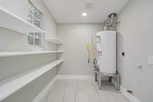 13221 Candlewick St, Houston, TX 77015 - Photo 17