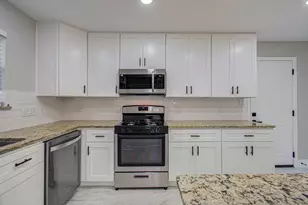 13221 Candlewick St, Houston, TX 77015 - Photo 15