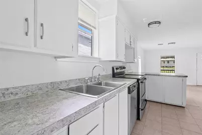 6090 Skylane Drive, Montgomery, TX 77316 - Photo 5