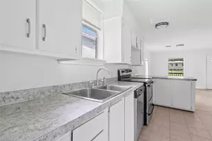 6090 Skylane Dr, Montgomery, TX 77316 - Photo 5