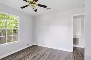 3517 Sparrow St, Houston, TX 77051 - Photo 31