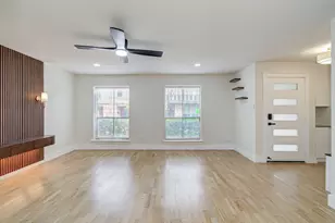 14231 Misty Meadow Ln, Houston, TX 77079 - Photo 9