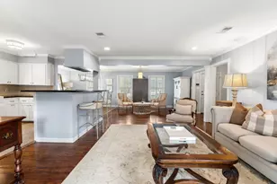 6225 Locke Ln, Houston, TX 77057 - Photo 5