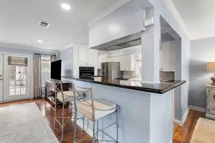 6225 Locke Ln, Houston, TX 77057 - Photo 11