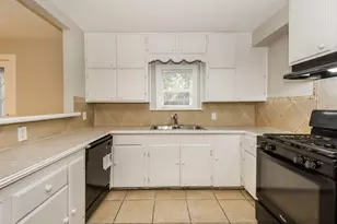 701 22nd Ave N, Texas City, TX 77590 - Photo 7