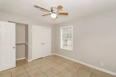 701 22nd Avenue N, Texas City, TX 77590 - Photo 9