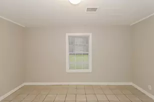 701 22nd Ave N, Texas City, TX 77590 - Photo 11