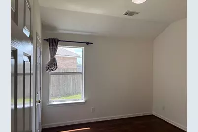 702 Hollyhock Drive, Stafford, TX 77477 - Photo 13